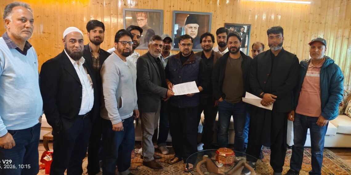 Solar Push Gains Momentum in J&K; Minister Satish Sharma Backs Rooftop Expansion Drive