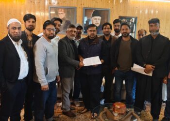 Solar Push Gains Momentum in J&K; Minister Satish Sharma Backs Rooftop Expansion Drive