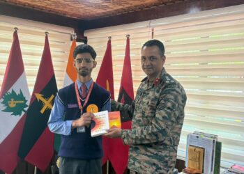 Commander, Shakti Vijay Brigade Felicitates Young Scholar from Karnah for National-Level Achievement