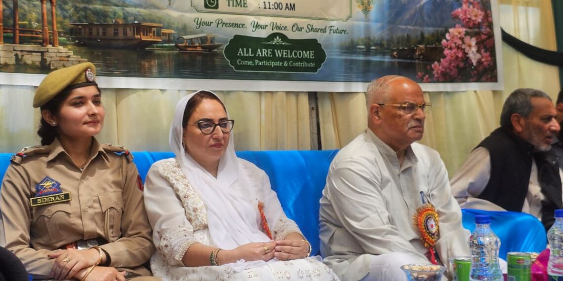 “Unite to Protect Youth from Drugs, Violence”: Koul, Darakhshan Lead ‘Aagaaz’ Outreach in Pulwama
