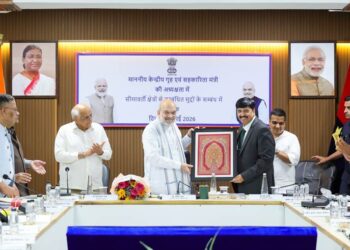 Amit Shah Orders Zero-Tolerance Crackdown on Infiltration, Encroachments and Hawala Networks Along India-Pak Border