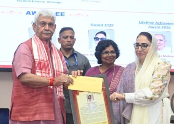 LG Sinha Felicitates Dr Darakhshan Andrabi, Four Others with Prestigious Lal Ded National Awards at SKICC