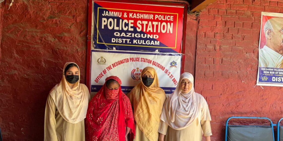 Kulgam Police Busts Major Interstate Drug Racket, Lady Kingpin Running Kashmir Network Arrested
