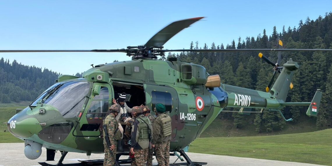 Indian Army Executes High-Altitude Rescue Operation; 24 Tourists Safely Evacuated from Sunshine Peak, Gulmarg