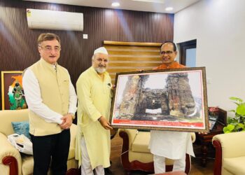Save Sharda Committee Pushes Centre for Teetwal Road Expansion, Yatri Niwas Near Sharda Temple