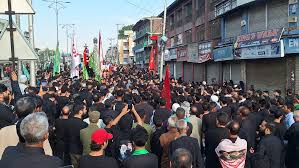 Thousands Join Traditional 8th Muharram Procession Along Guru Bazar-Dalgate Route