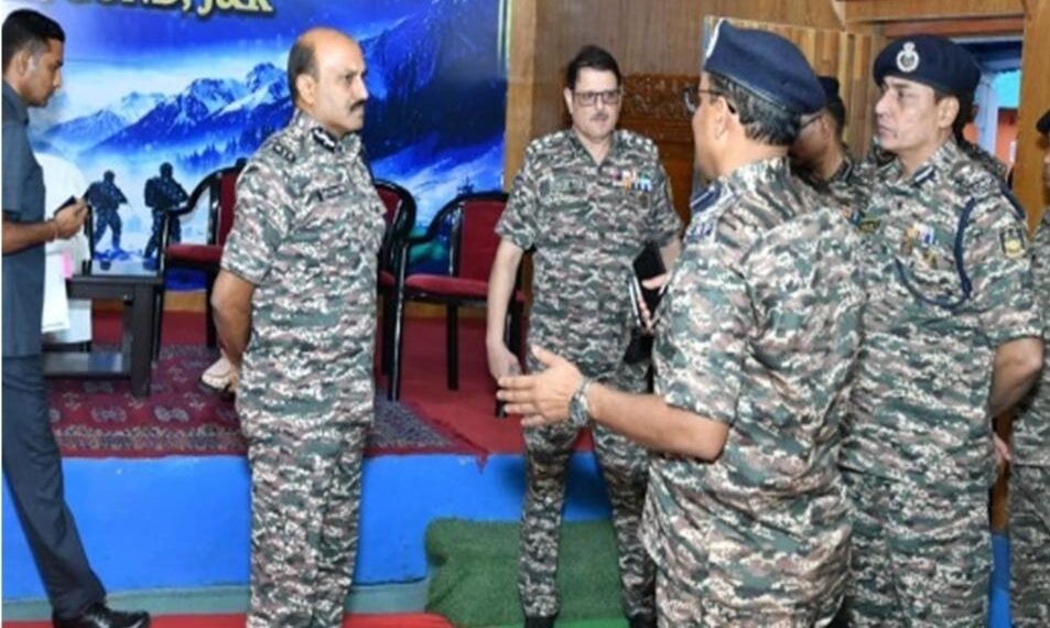 DG CRPF Conducts Comprehensive Security Review Ahead of Amarnath Yatra, Stresses Foolproof Coordination
