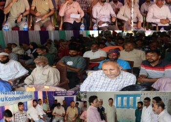 MD J&K Medical Supplies Corporation Ltd Visits LoC Border Village Seemari