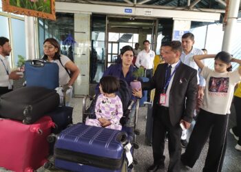 Srinagar Airport Marks Yatri Suvidha Diwas with Cultural Events, Health Camps and Community Outreach