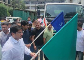 SMC Bolsters Water Supply Network Ahead of Muharram, Amarnath Yatra; Commissioner Flags Off Four 10,000-Litre Tankers