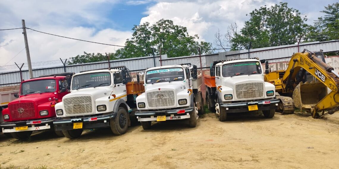 Budgam Police Launch Major Crackdown on Illegal Mining