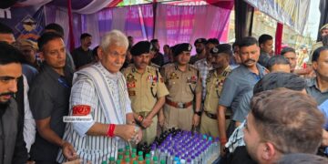 LG Manoj Sinha Joins Main Youm-e-Ashura Procession in Zadibal, Offers Chadar to Zuljinah; Distributes Refreshments