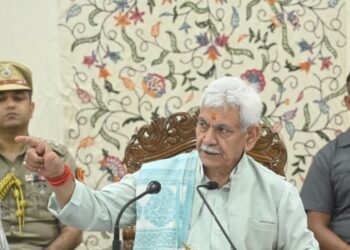 LG Sinha Reviews Baltal Yatra Preparations, Directs Departments to Ensure Safe, Hassle-Free Pilgrimage