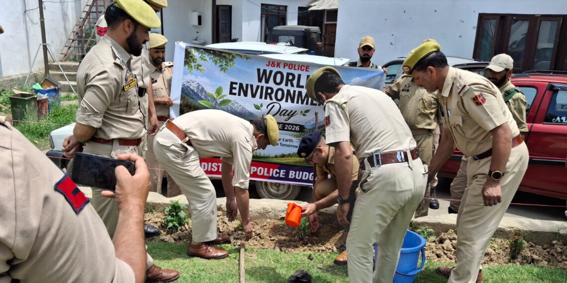 Budgam Police Marks World Environment Day with District-Wide Green Drive