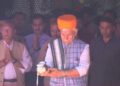 LG Sinha Pays Obeisance at Kheer Bhawani Shrine, Prays for Peace and Harmony in J&K