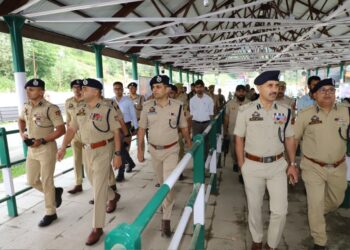 ‘Maintain High Alert, Ensure Foolproof Security’: IGP Kashmir to Security Forces for Safe Amarnath Yatra