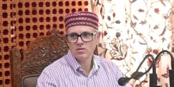 CM Omar Bats for India-Pakistan Dialogue, Says ‘Neighbours Cannot Be Changed’