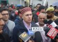 CM Omar Assures Compensation, Temporary Rehabilitation for Flood-Hit Beerwah Traders