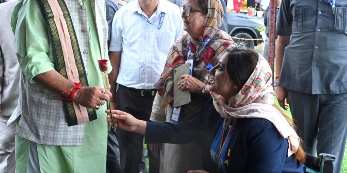 LG Manoj Sinha Backs World-Class Sports Infrastructure for Divyangjan, Visits Voluntary Medicare Society