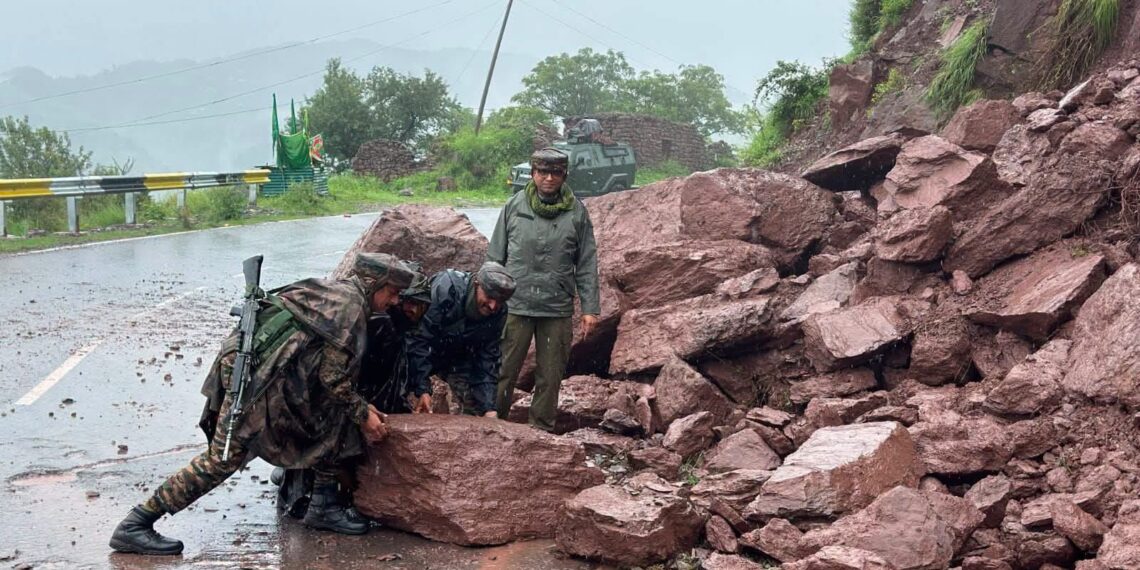 Indian Army Swiftly Restores Rajouri –Budhal Road After Landslide at Palma, Rajouri