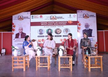Rakesh Bedi Steals Spotlight, Kashmir’s Women Changemakers Inspire at Chinar Book Festival