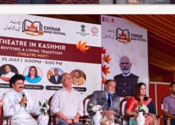 Kashmiri Theatre, Culinary Heritage and Urdu Literature Shine on Day 4 of Chinar Book Festival