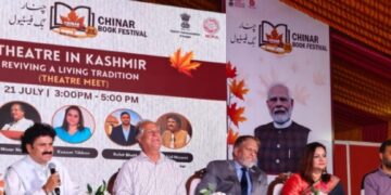 Kashmiri Theatre, Culinary Heritage and Urdu Literature Shine on Day 4 of Chinar Book Festival
