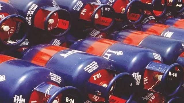 Commercial LPG Cylinder Price Slashed by ₹183.50 From July 1