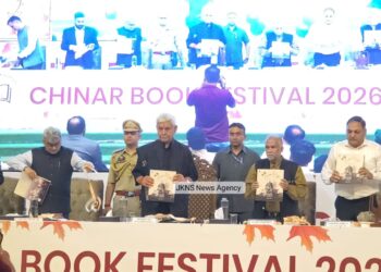 “No Power Is Greater Than the Power of the Pen”: LG Manoj Sinha at Chinar Book Festival