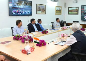 1.13 Lakh Pilgrims Complete Amarnath Yatra Darshan, LG Sinha Reviews Arrangements