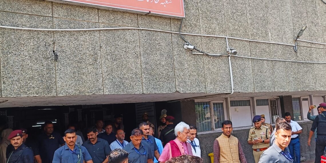 LG Manoj Sinha Visits SKIMS to Meet Injured Amarnath Pilgrims, Reviews Treatment