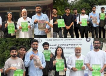 جے این یو میں جموں و کشمیر کے کارکنوں کا خاموش احتجاج، پی او جے کے میں انسانی حقوق کے تحفظ اور انصاف کا مطالبہ: