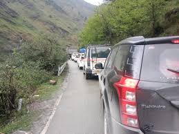 Traffic Halted on Jammu-Srinagar NH-44 Due to Heavy Rain, Mudslides