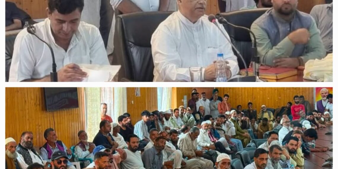 Ashok Koul Review Upcoming BJP Programmes,and address the karikartas of Baramulla constituency