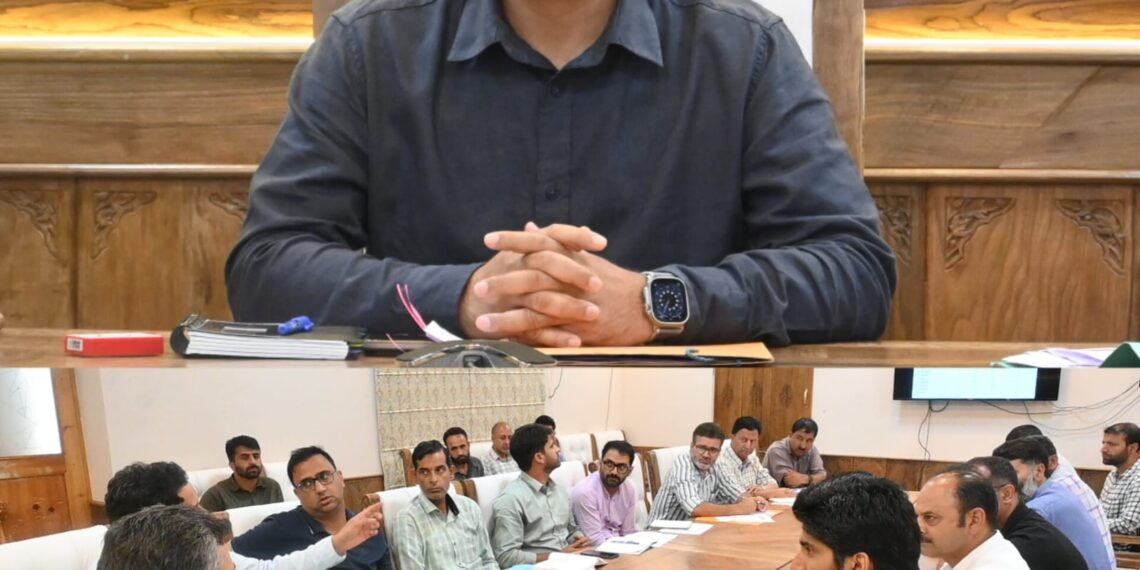 DC Anantnag Sets Deadline for PMAY Completion, Orders Grievance Cells Across Blocks
