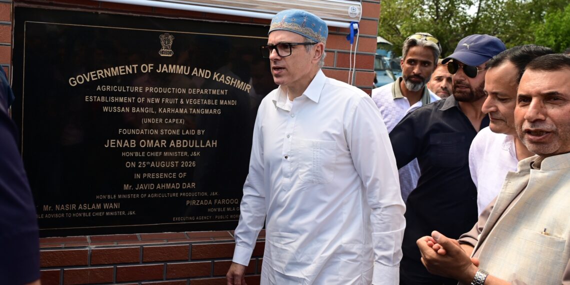 CM lays foundation stone for Fruit & Vegetable Mandi at Wussan Bangil, Tangmarg
