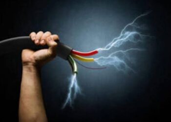 Man Dies, Three Injured After Electric Shock in Ramban