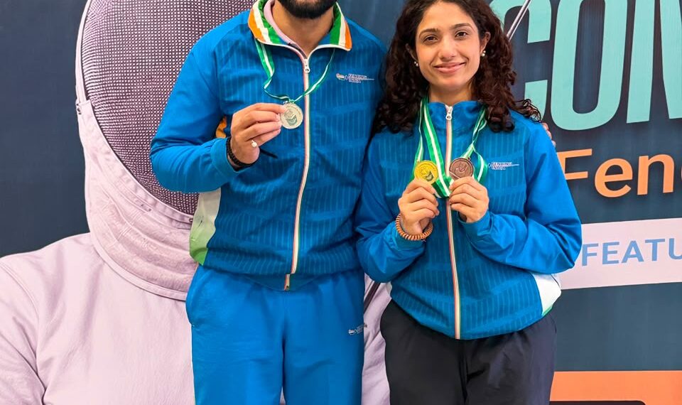 J&K Sports Council congratulates Shreya Gupta, Vishal Thapar on Commonwealth Fencing Championship medals