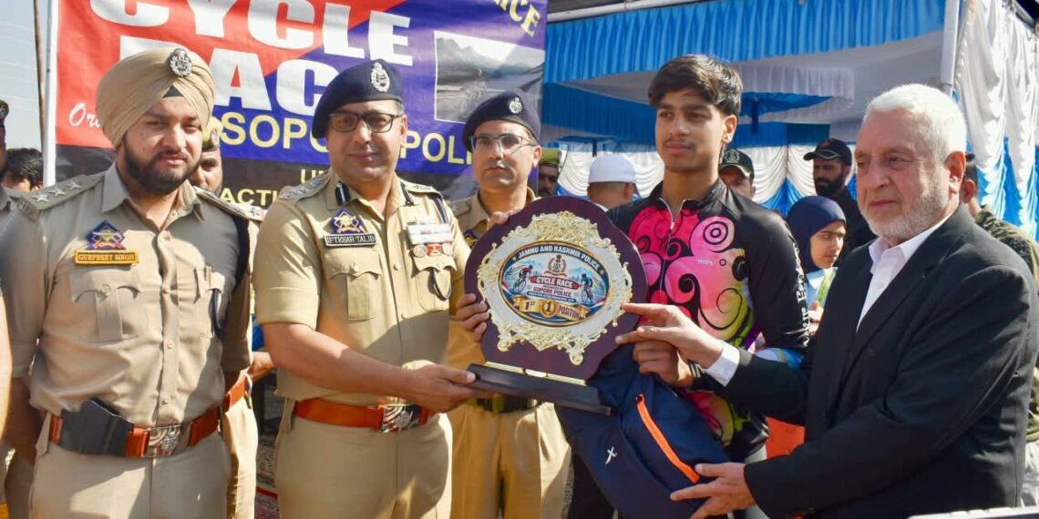 Sopore Police Continues Sporting Events Under CAP 2026-27; Cycle Race Organised at Sopore