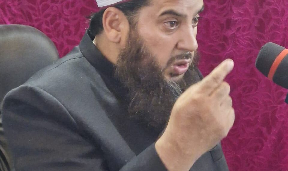 Urs of Shaykh Abdul Qadir Jeelani (RA) Observed at Jamia Qadriya Trigam Shadipora