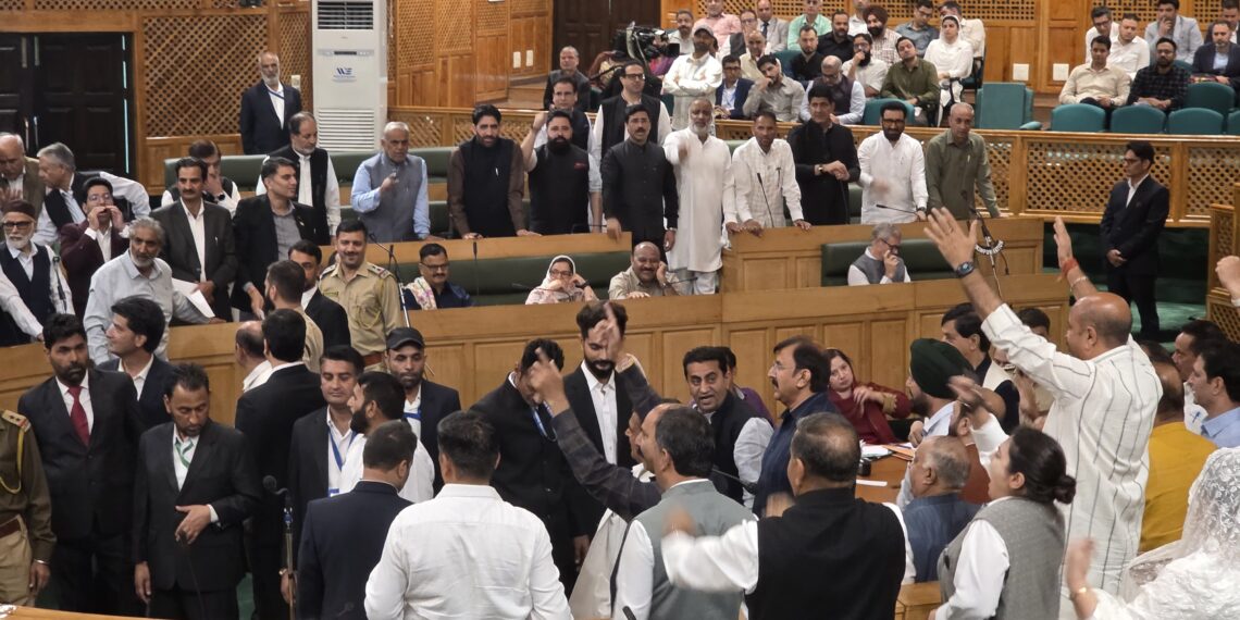 House Erupts as CM Omar Moves Resolution Demanding ‘Full Statehood’, Mentions 2000’s Resolution of ‘Autonomy’