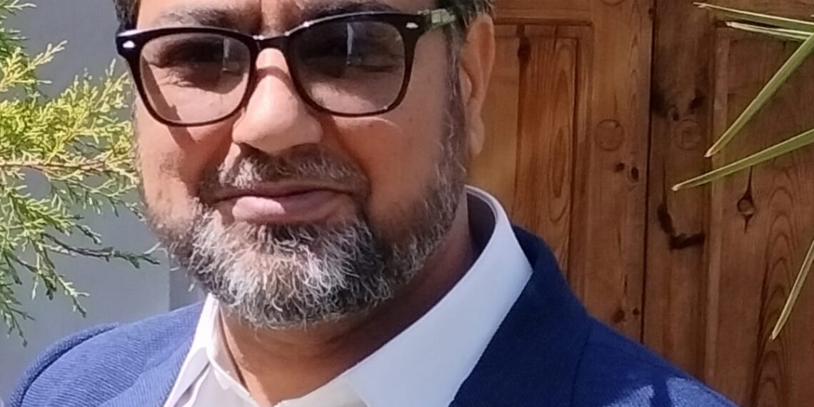 Er. Nazir Yatoo Meets DC Budgam, Raises Issues Ahead of Urs of Sheikh Noor-ud-Din Noorani (RA)