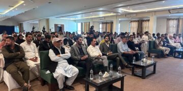 Kashmiri Youth Organize ‘Kashmir Youth Leadership Conclave” in Srinagar