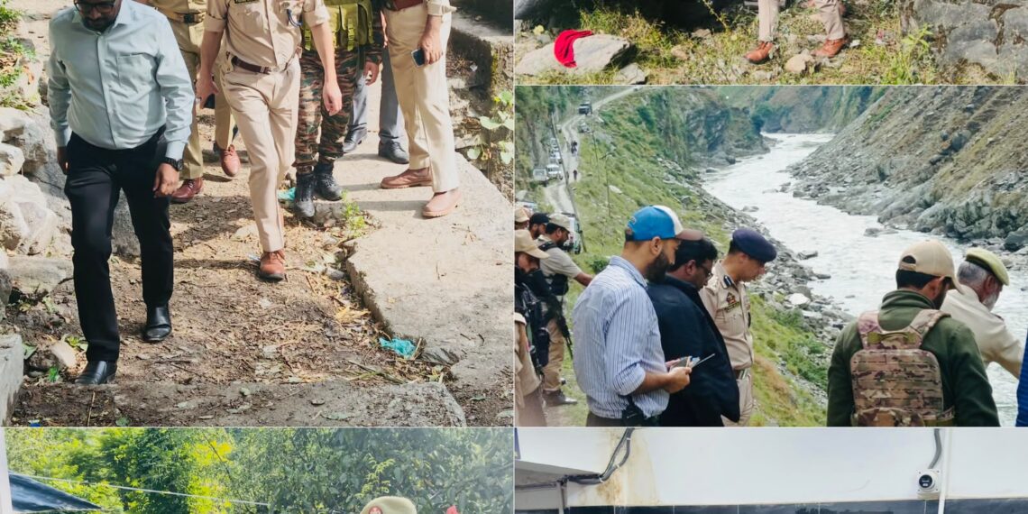 DC, SSP Kupwara Visit Seemari, Console Bereaved Families; Authorities Ensured Swift Rescue and Treatment for Injured