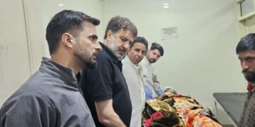 MLA Javaid Ahmad Mirchal Visits Hospitals to Review Seemari Accident Victims