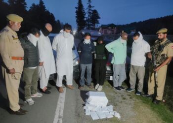 “Trath Gola” Deal Lands 7 in Police Net; ₹5 Lakh Cash Recovered in Shopian