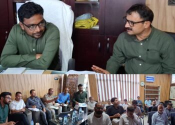 DDC Kupwara Reviews Implementation of UT Capex, CSS and Developmental Programmes at GMC Handwara