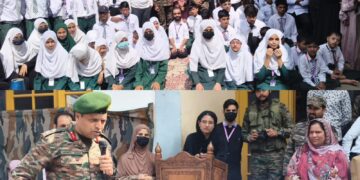 Dagger Division GOC Interacts with Special Students in Baramulla, Encourages Them and shares special moments :