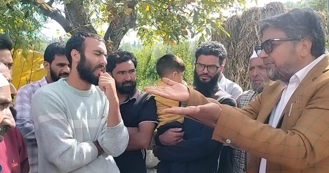 Er. Nazir Ahmad Yatoo Continues Outreach In Far-Flung Areas Of Charar-i-Sharief Constituency