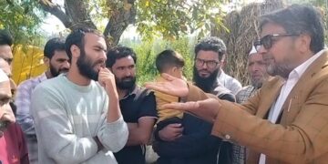 Er. Nazir Ahmad Yatoo Continues Outreach In Far-Flung Areas Of Charar-i-Sharief Constituency